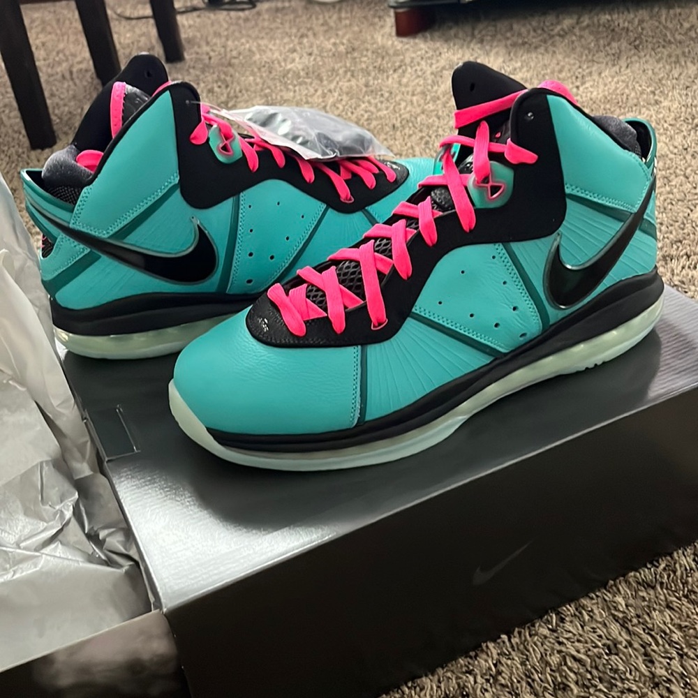 Nike LeBron 8 South Beach